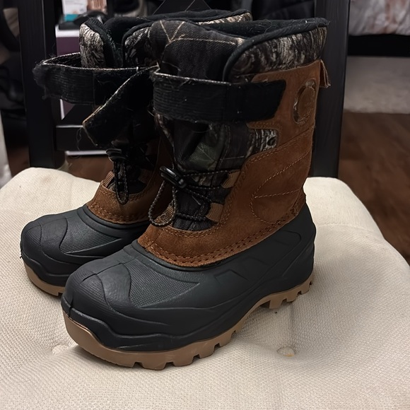 Toddler Size 12 Winter Boots - Picture 2 of 5